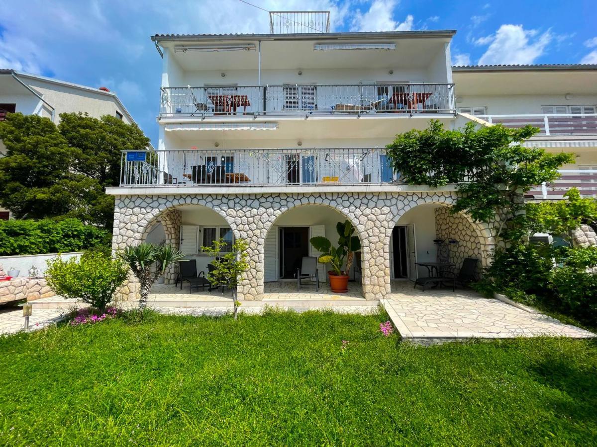 Apartments Sams Novi Vinodolski Exteriér fotografie